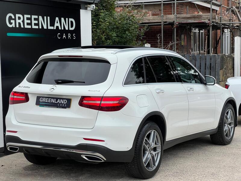 Mercedes-Benz GLC view 2