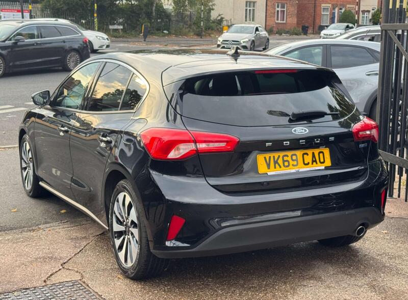 Ford Focus view 7