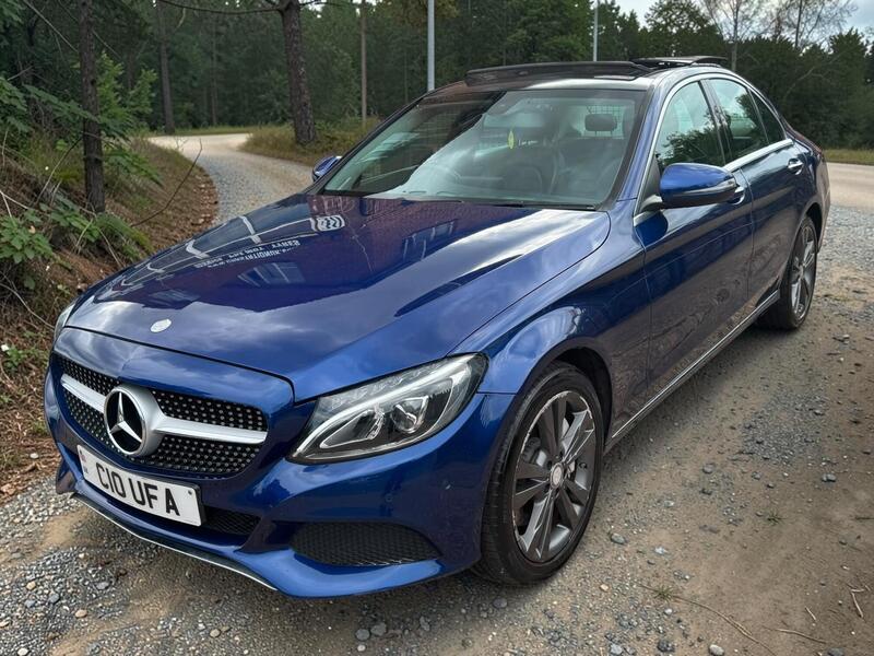 Mercedes-Benz C-Class view 4