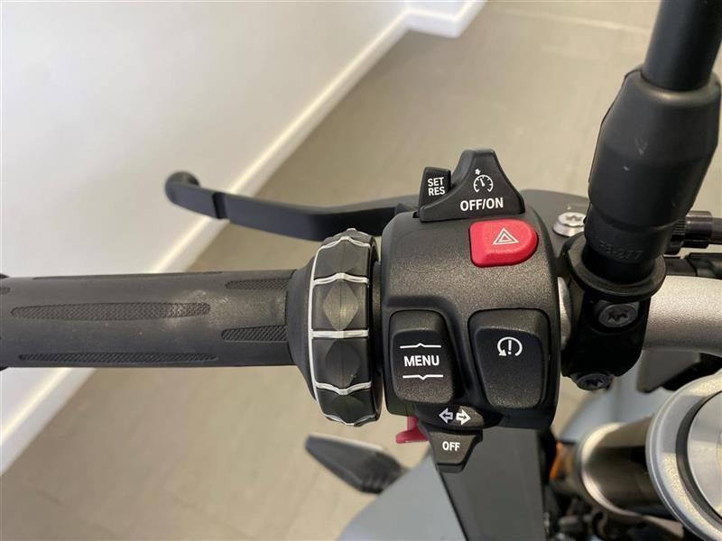Used BMW F 900 R Gearshift Assist Pro + Comfort Pack - Image 20