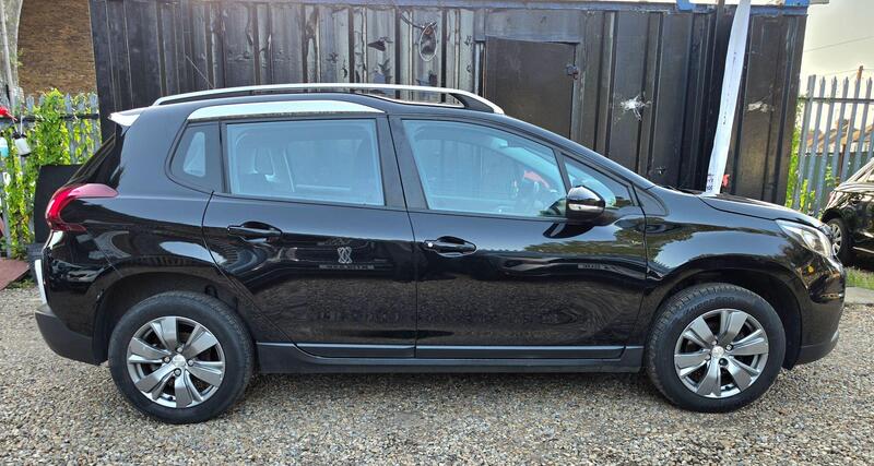 Peugeot 2008 1.2 PureTech Active Euro 6 (s/s) 5dr thumbnail 6