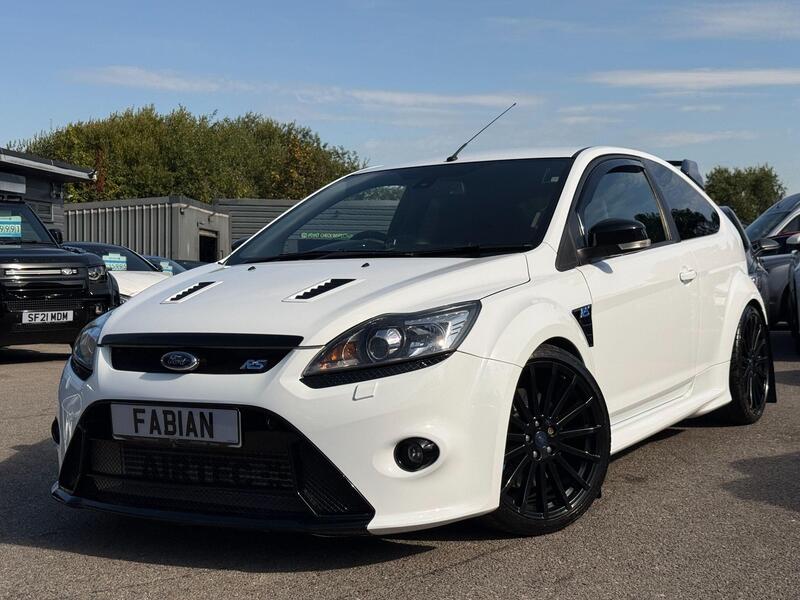 Ford Focus view 3