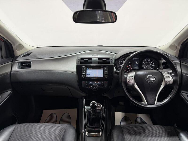 Nissan Pulsar view 4
