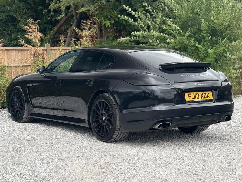 Porsche Panamera view 6