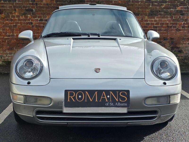 Porsche 911 view 4