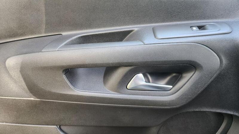 2019 Vauxhall Combo Life — photo 57