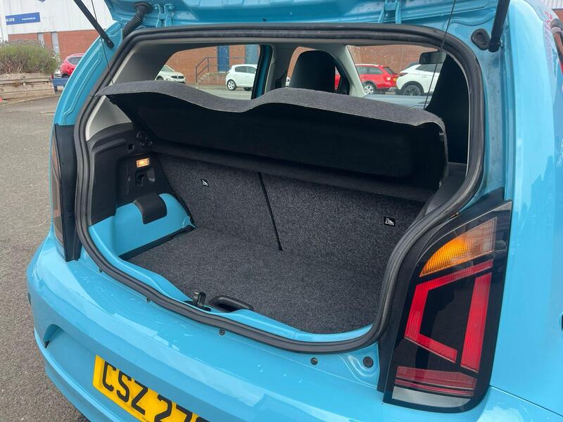 Volkswagen Up! view 7