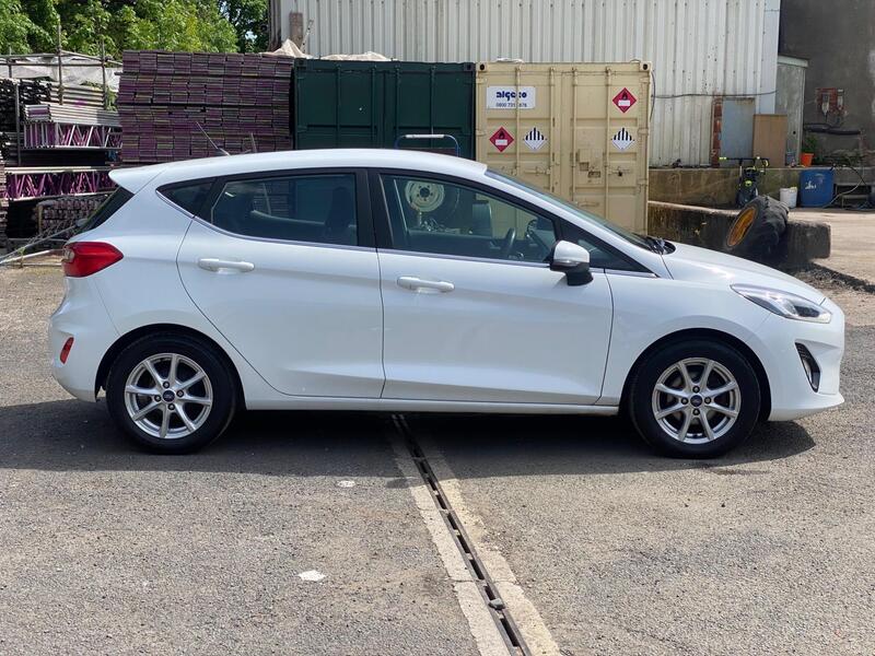 Ford Fiesta view 5