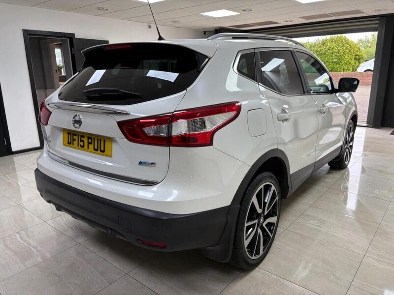 Nissan Qashqai view 3
