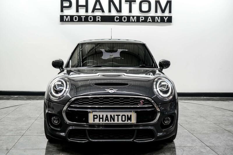 Mini Cooper view 2