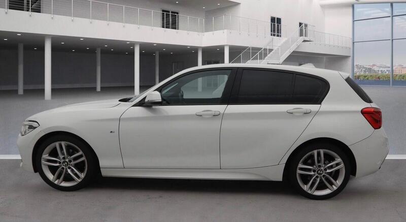 BMW 1 Series view 6