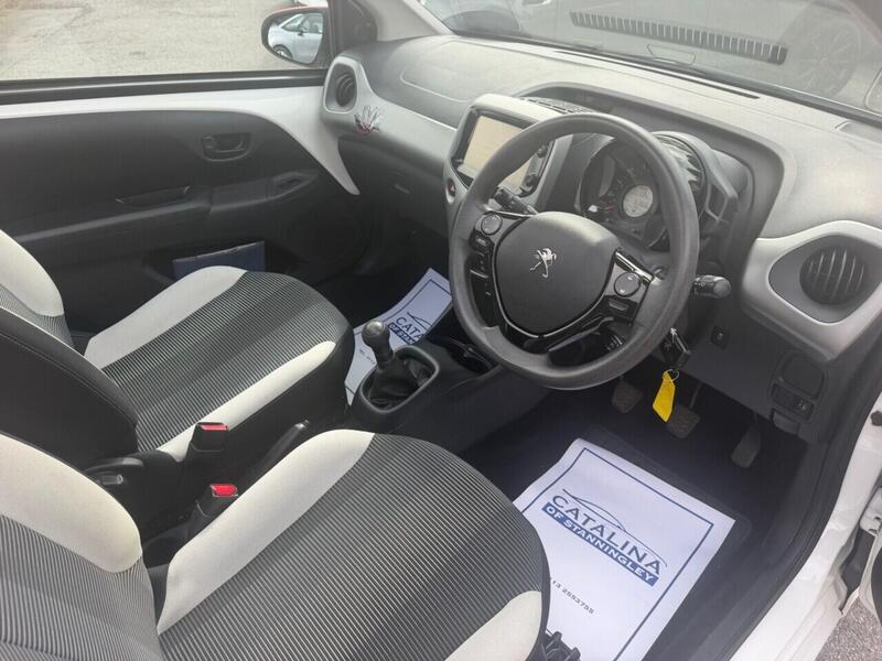 Peugeot 108 view 4
