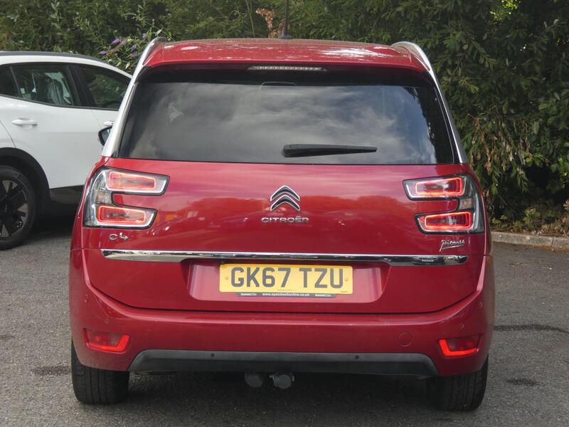 Citroen Grand C4 Picasso view 5