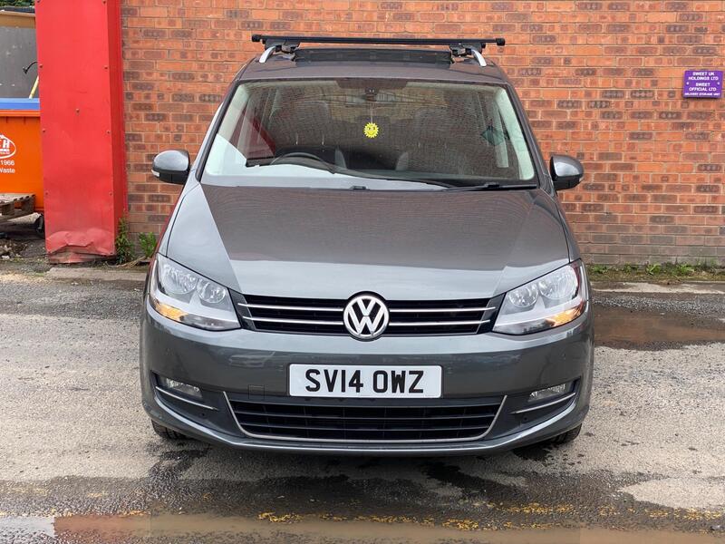 Volkswagen Sharan view 3
