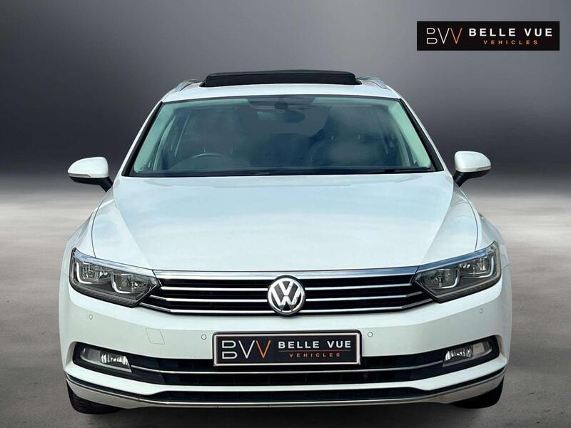 Volkswagen Passat view 6