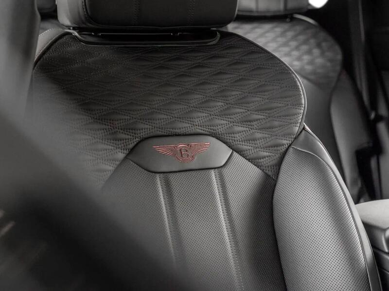 Bentley Bentayga view 6