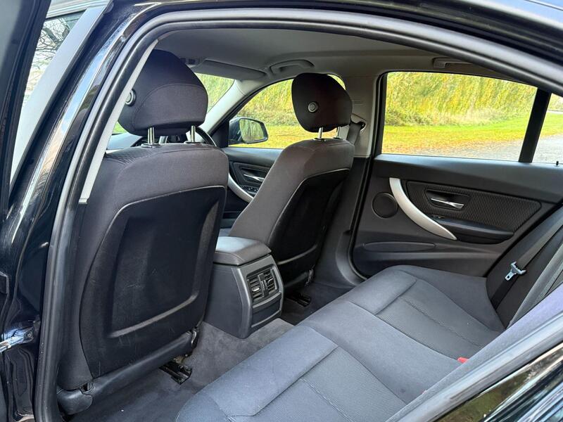 BMW 3 Series view 50