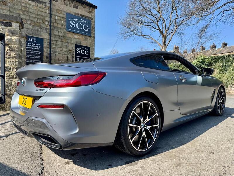 BMW 8 Series view 6