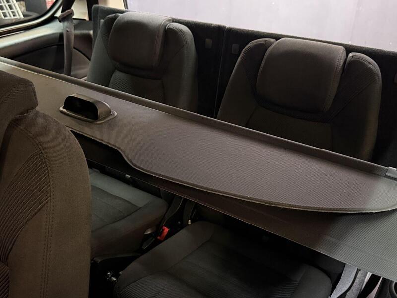 Ford Galaxy view 34