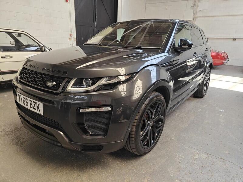 Land Rover Range Rover Evoque view 4