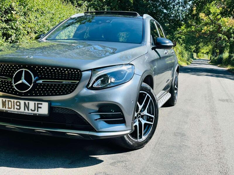 Mercedes-Benz GLC view 4