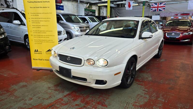 Jaguar X-Type view 2
