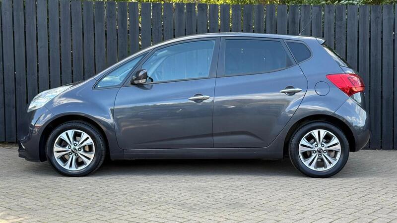 Kia Venga view 5