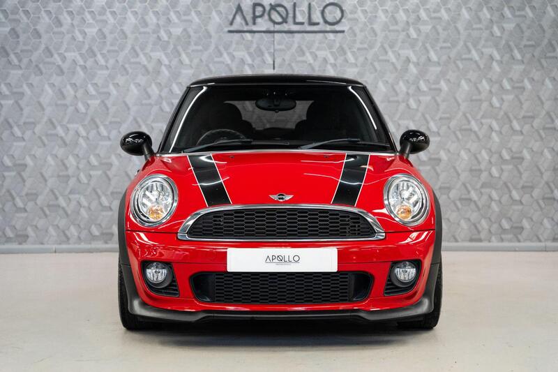 Mini Cooper view 3