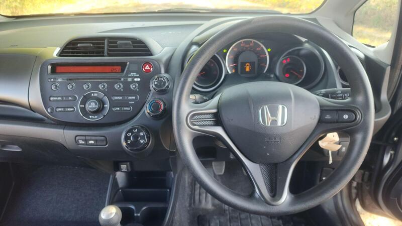 2013 Honda Jazz — photo 19
