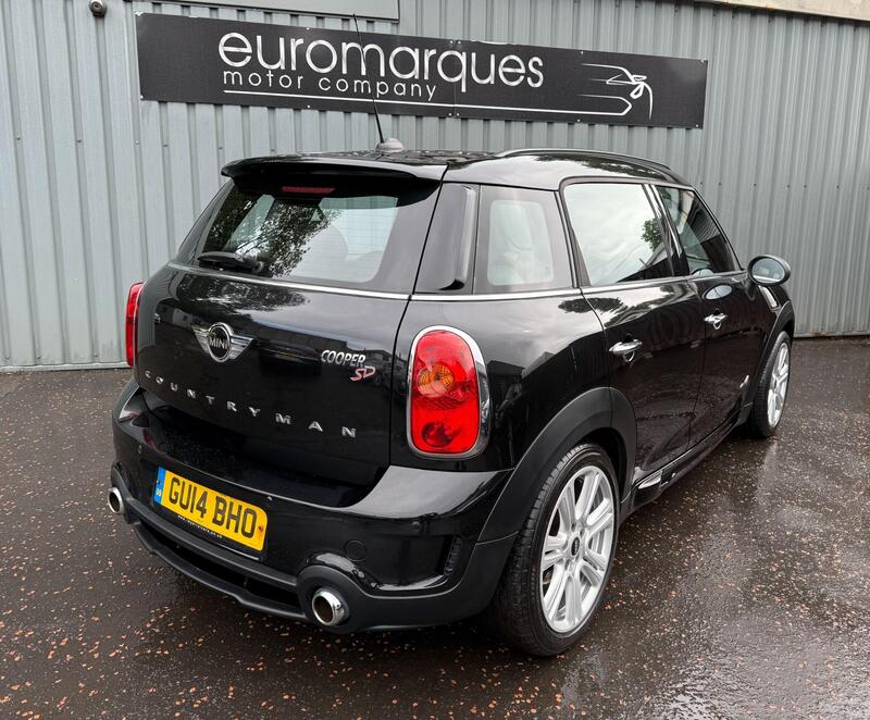 Mini Countryman view 4