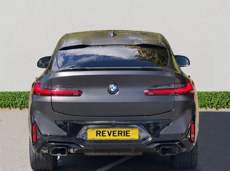 BMW X4 view 6