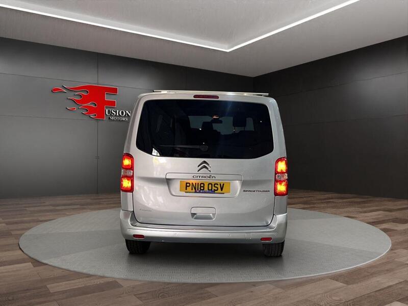 Citroen Spacetourer view 6