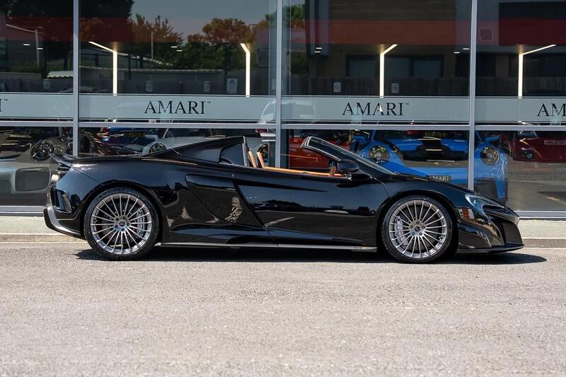 Mclaren 675LT view 2