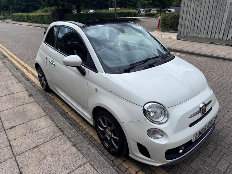 Abarth 500C view 16