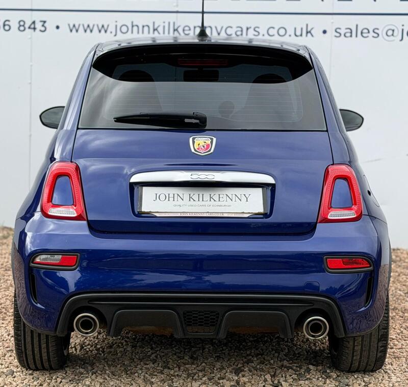 Abarth 595 view 5