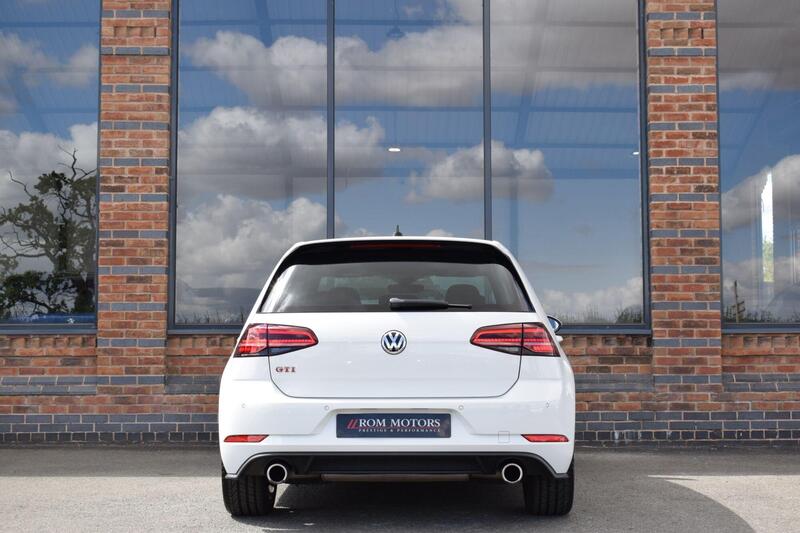 Volkswagen Golf view 6