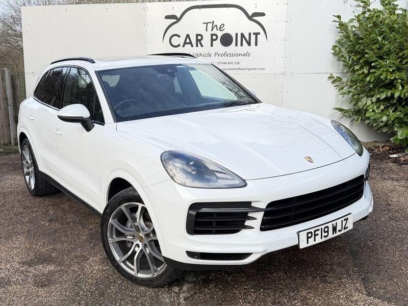 Porsche Cayenne main image