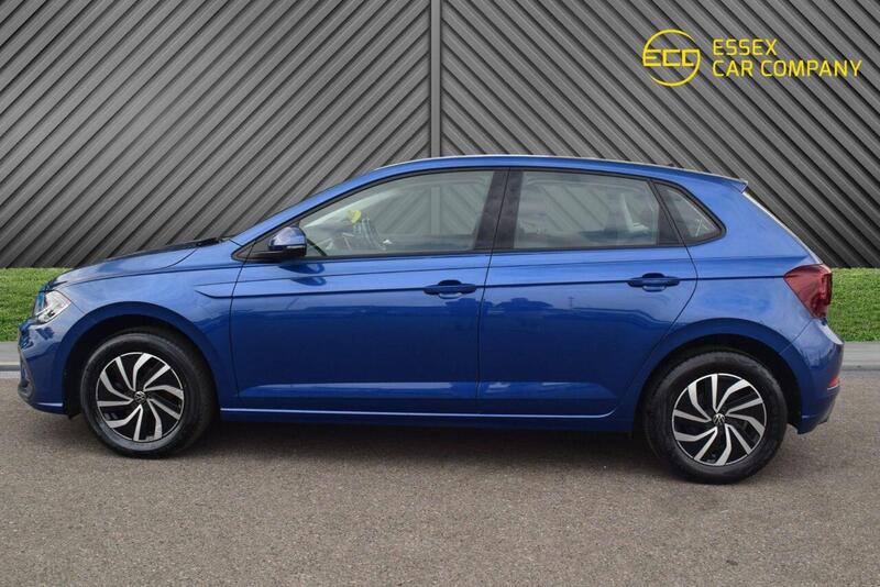 Volkswagen Polo view 6