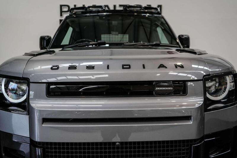 Land Rover Defender view 6