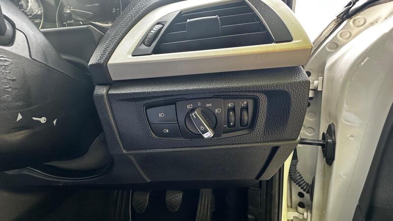 2013 BMW 1 Series — photo 23