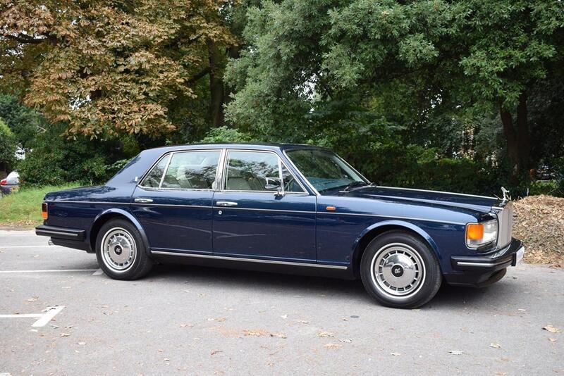 Rolls-Royce Silver Spirit view 2