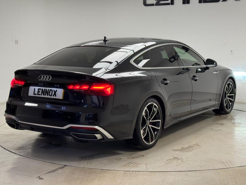 Audi A5 view 7
