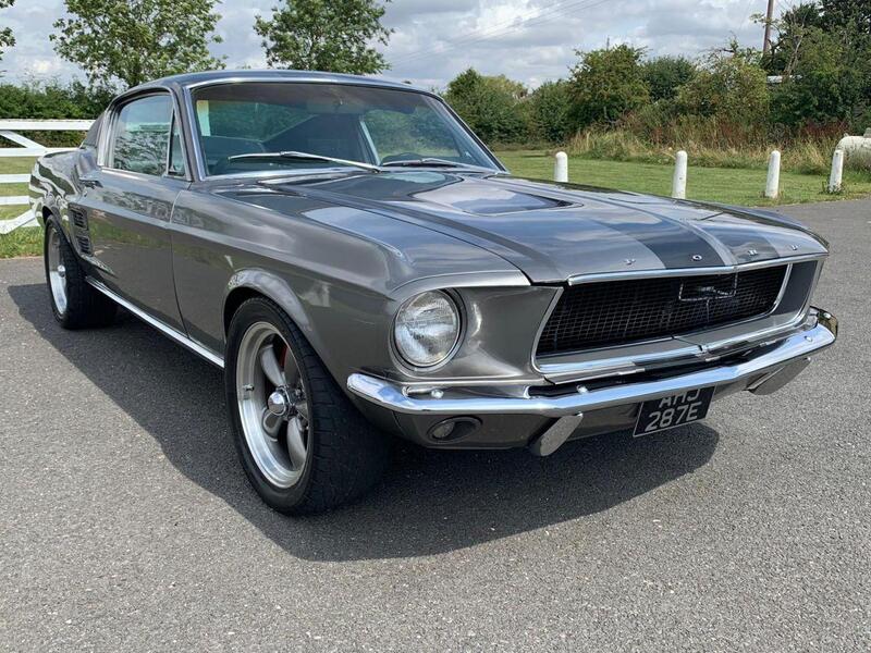 Ford Mustang main image