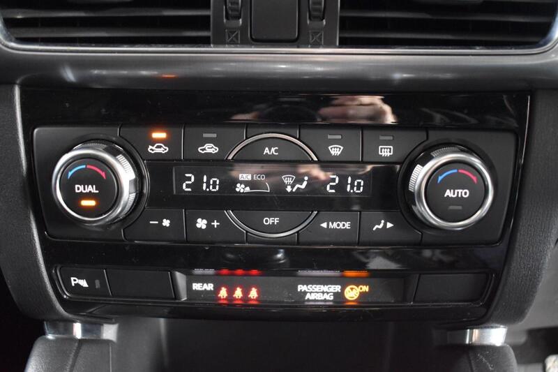 Mazda CX-5 view 3