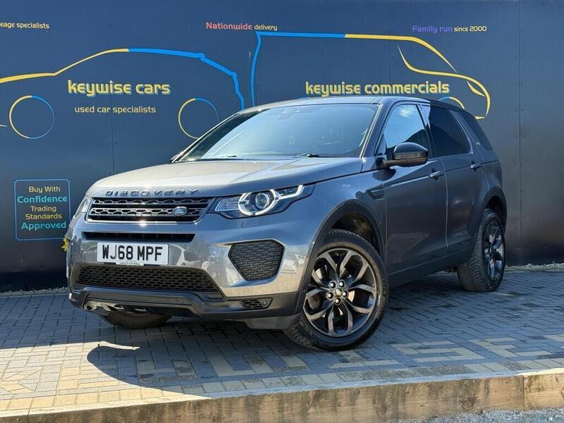 Land Rover Discovery Sport main image