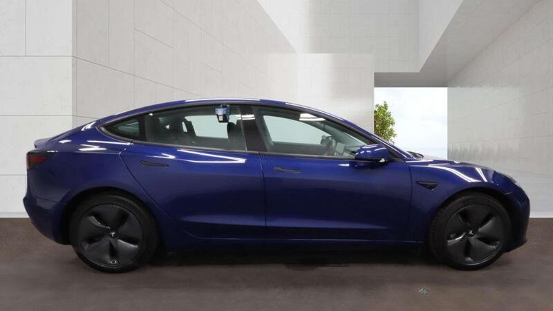 Tesla Model 3 view 3