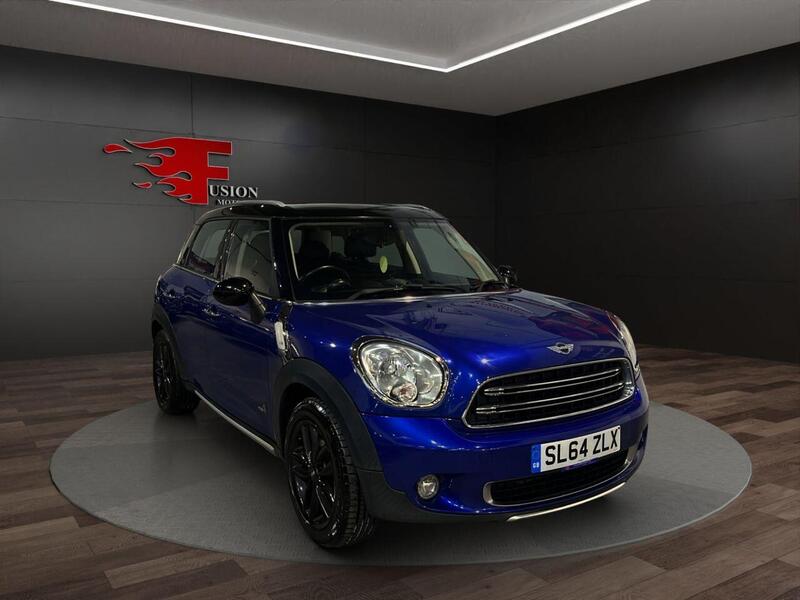 Mini Countryman view 3