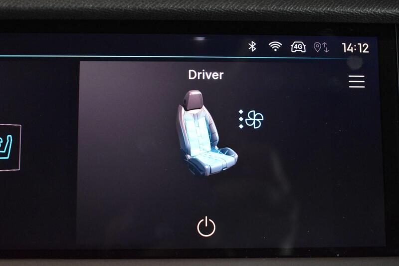 DS Automobiles DS 4 view 2