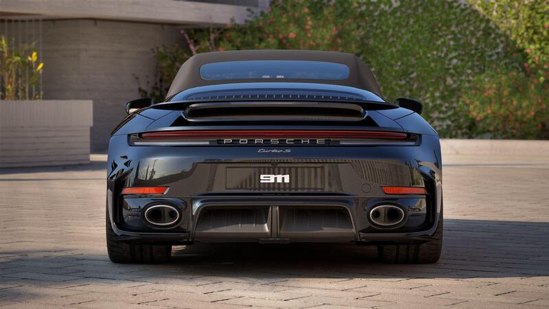 Porsche 911 view 5