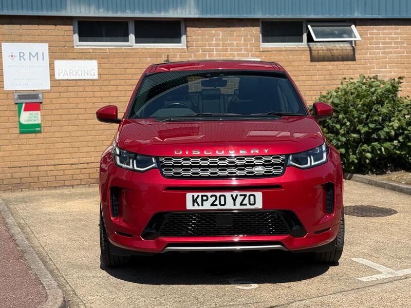 Land Rover Discovery Sport view 5